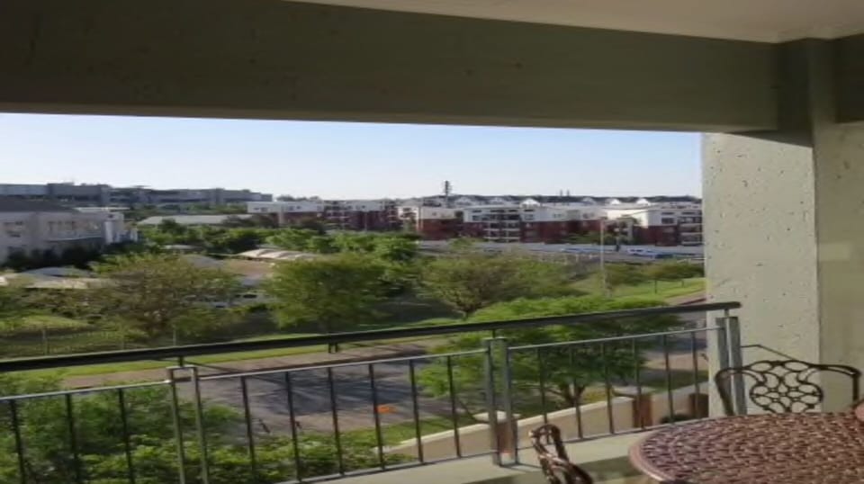 Own-use balcony with own barbeque to enjoy breakfast/dinner/relaxation
