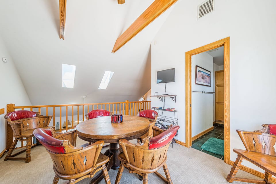 Upper Level Loft