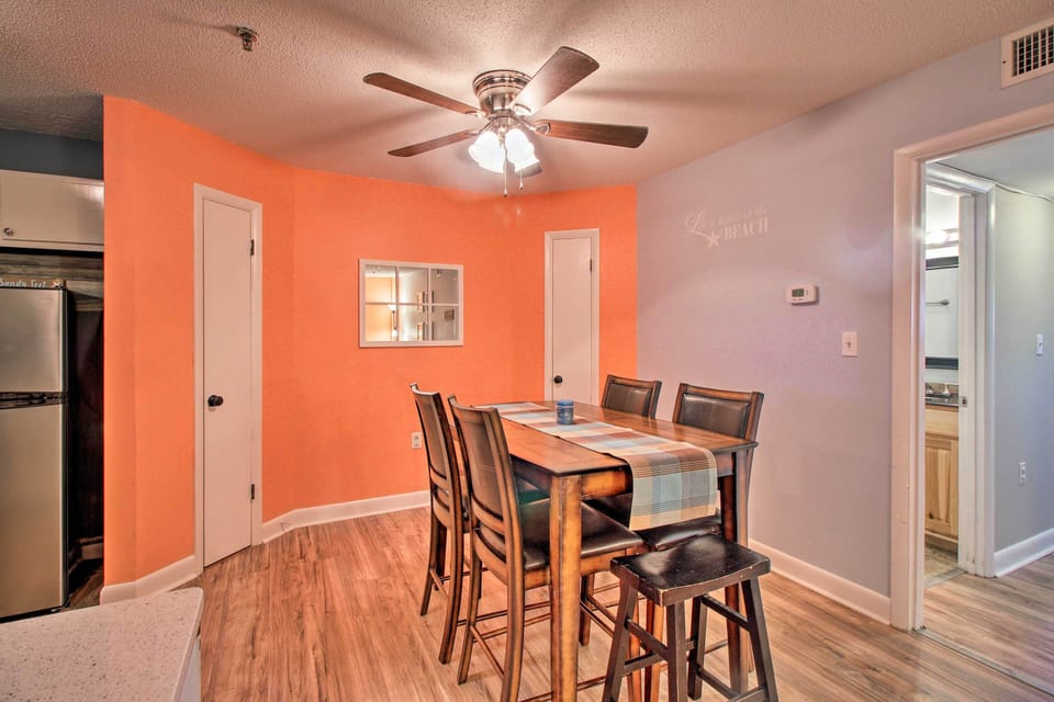 Dining Area | Dining Table | Dishware/Flatware