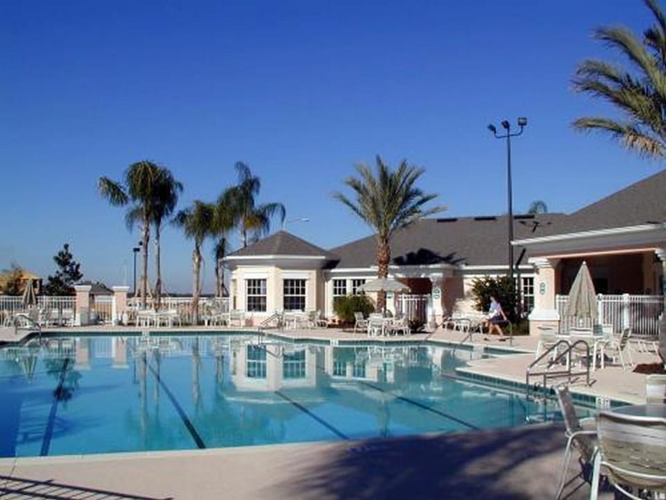 windsor palm 2300 pool 1