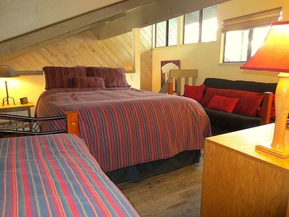 Loft Pic2