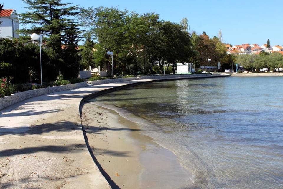 Nearby beaches