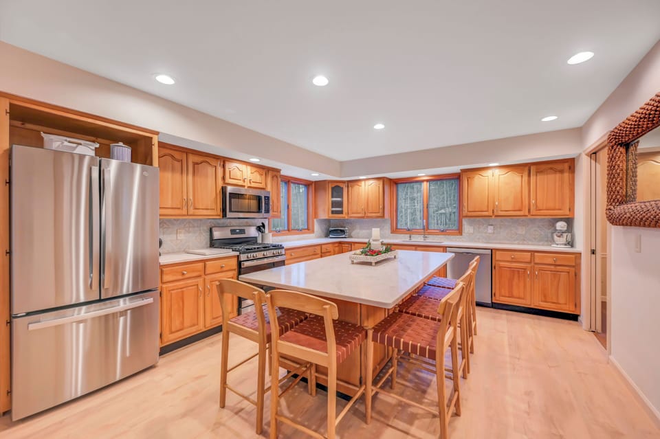 seating for six at kitchen island