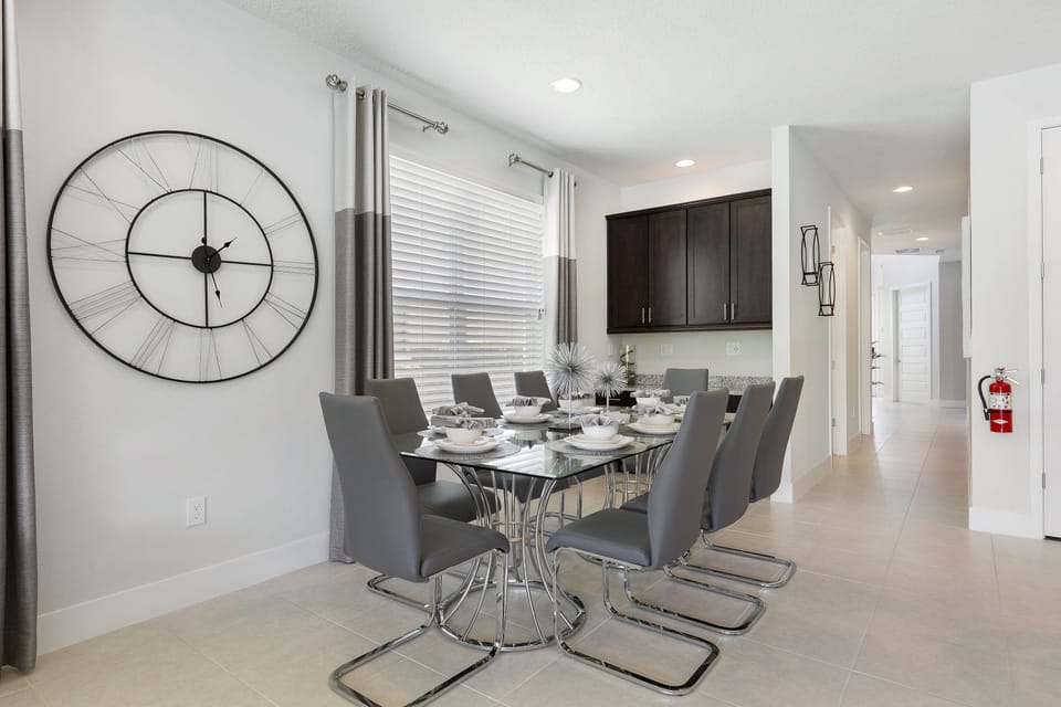04_Dining_Table_0721