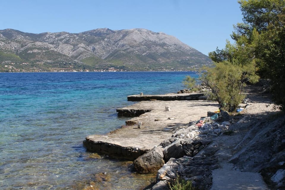 Nearby beaches