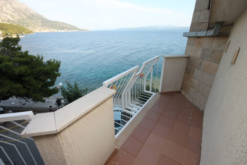 Terrace 1