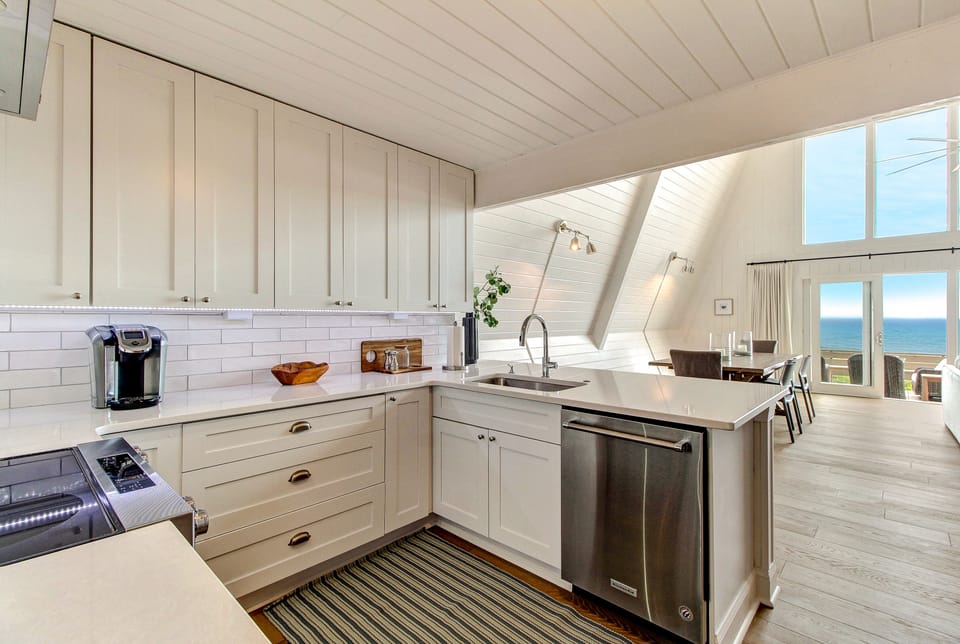 Kitchen/Oceanview