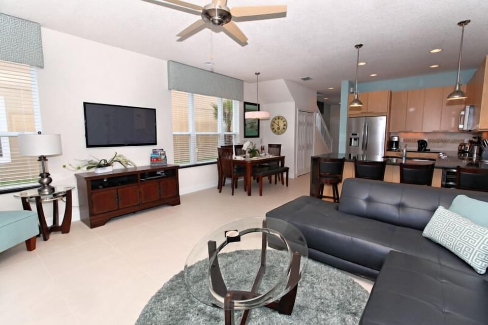 05_Comfy_Seating_0721.jpg