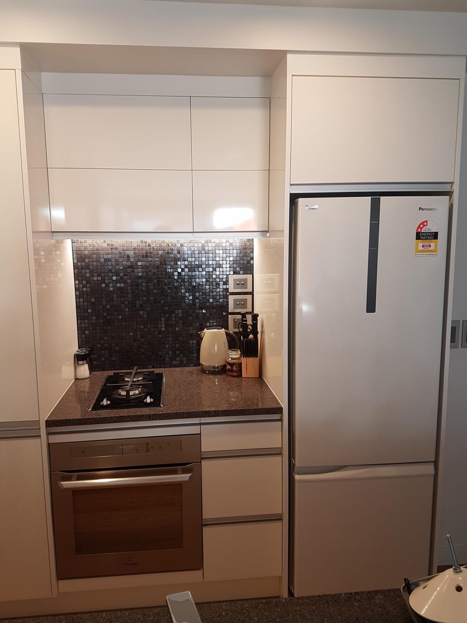 Full kitchen