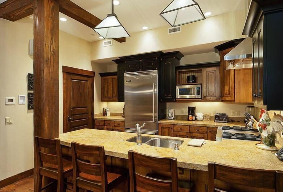  Kitchen