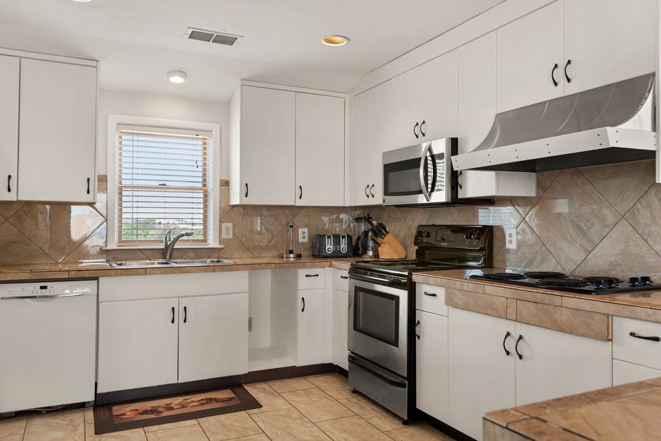 WH278: Far Far Away | Top Level Kitchen