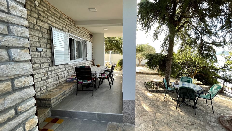 Terrace 1
