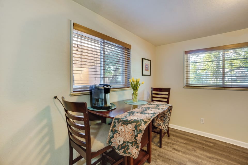 Dining Area | Coffee Maker