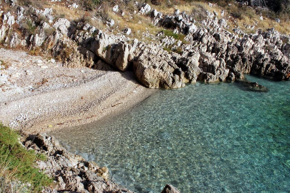 Nearby beaches
