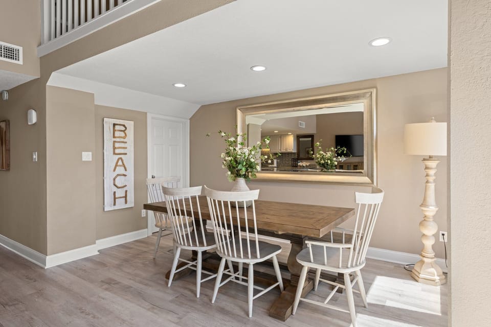 19-web-or-mls-22400-front-beach-rd-36