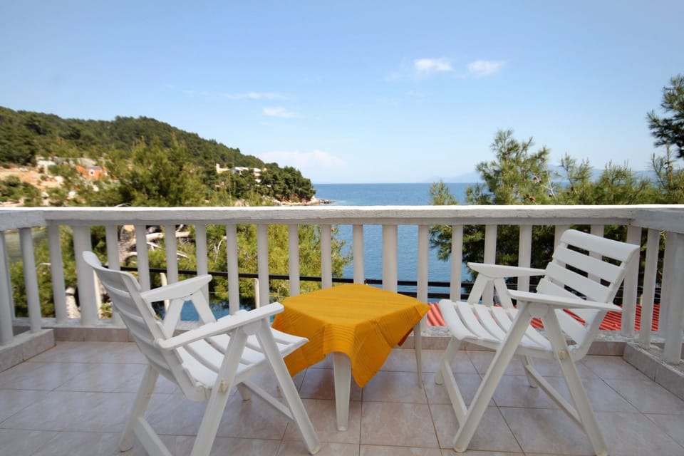 Terrace 2