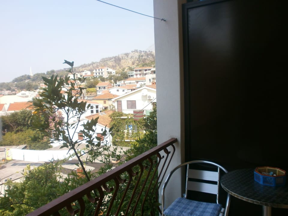 Balcony 2