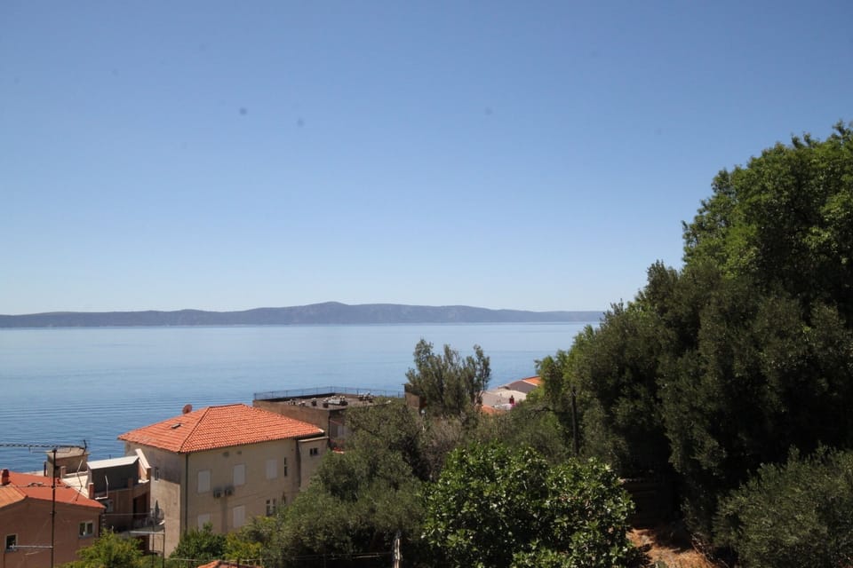 Balcony 2