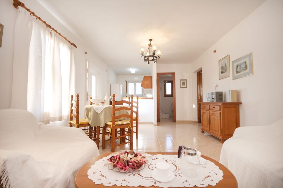 Living-dining room