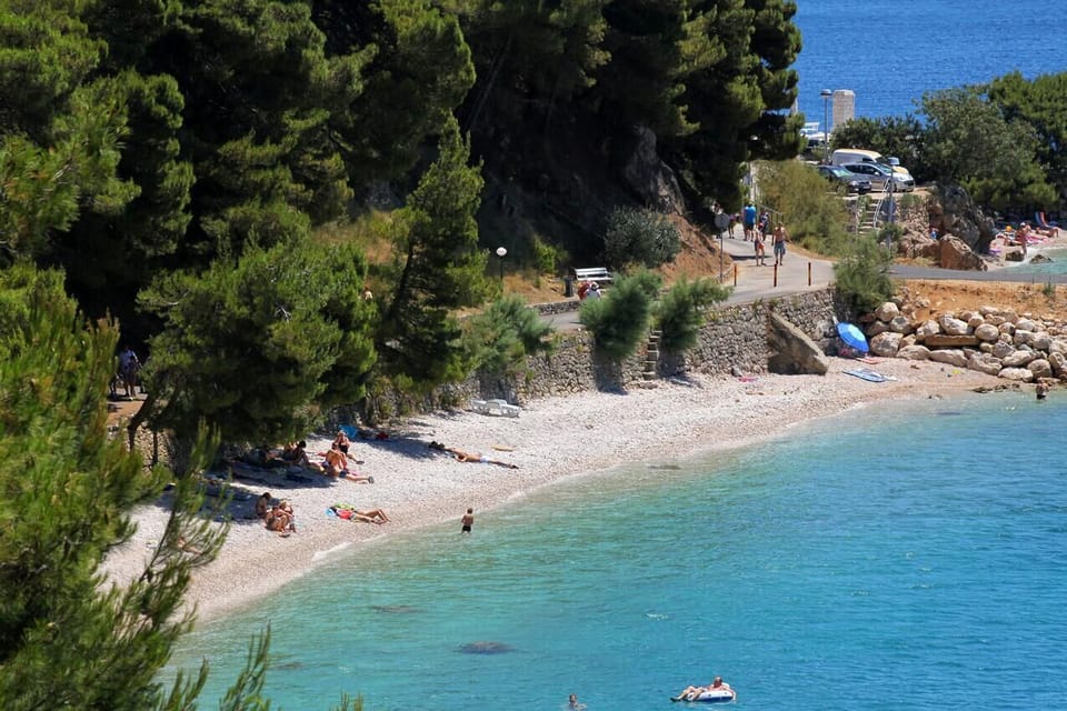 Nearby beaches
