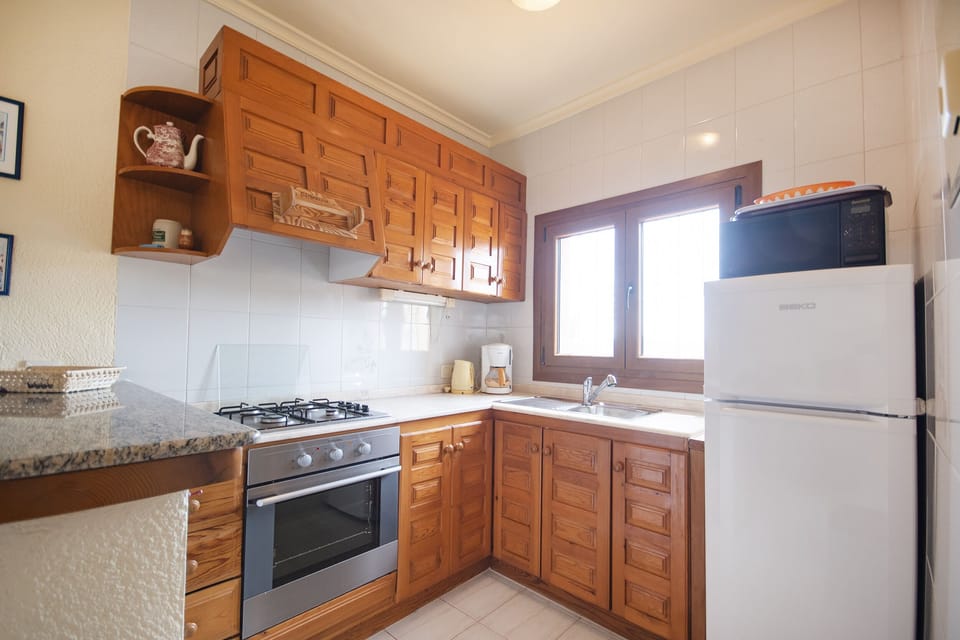 Lu - Holiday Rentals Villamar - 12