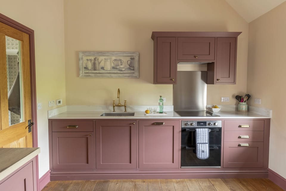 The Smithy, Crookham - gather in the kitchen for slow holiday breakfasts