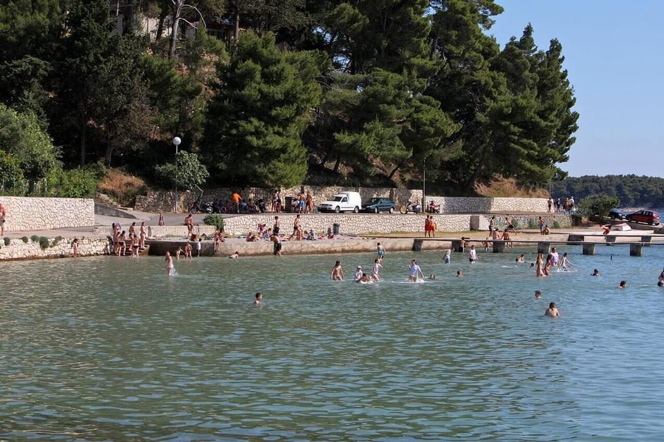 Nearby beaches