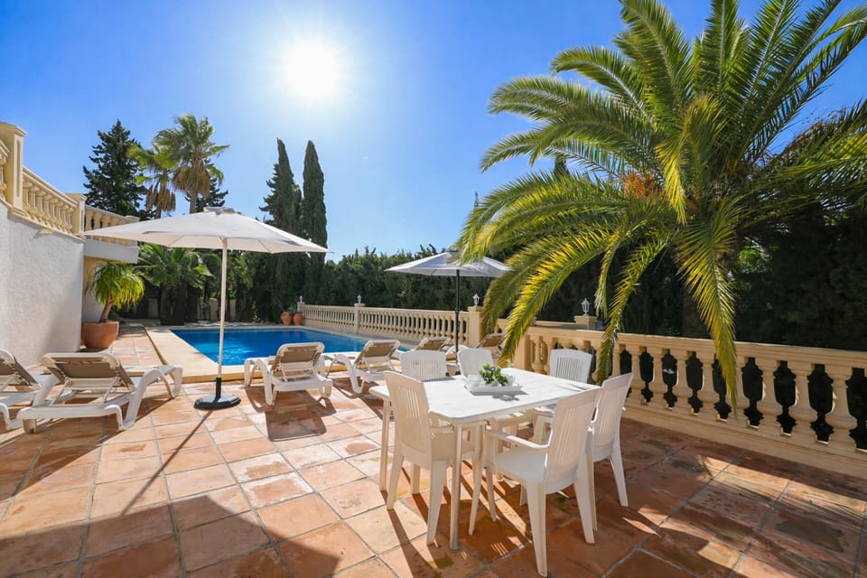 Outdoor dining area