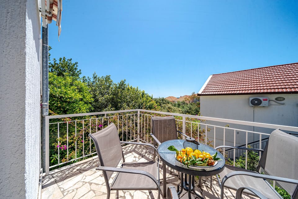 Terrace 1