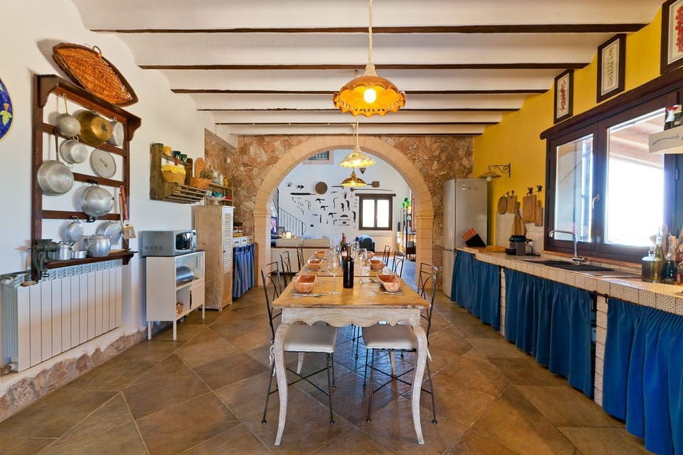 Dining Room, Kitchen