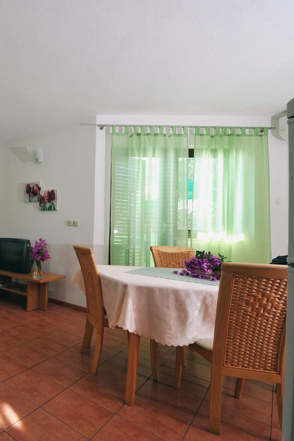 Dining room 2