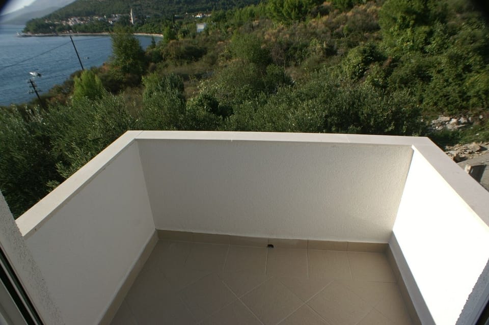 Terrace 2