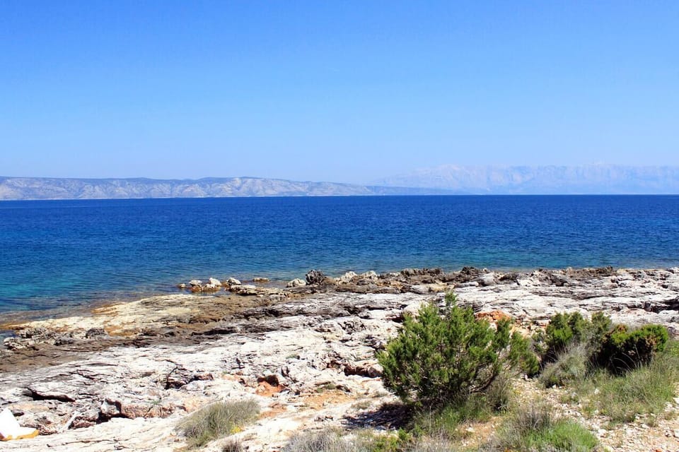 Nearby beaches