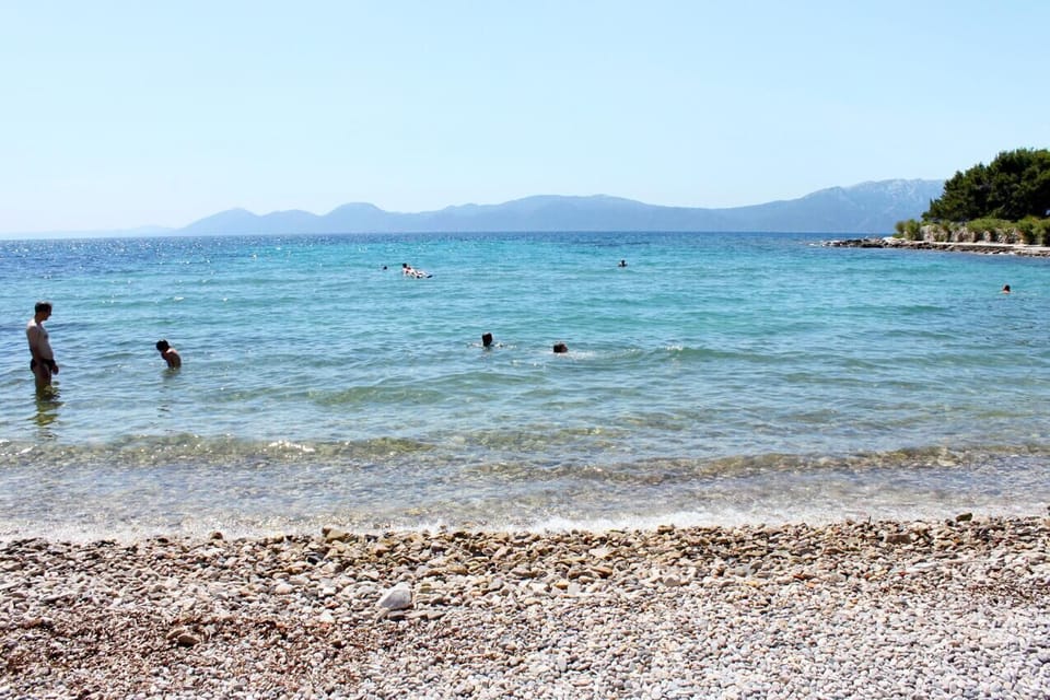 Nearby beaches