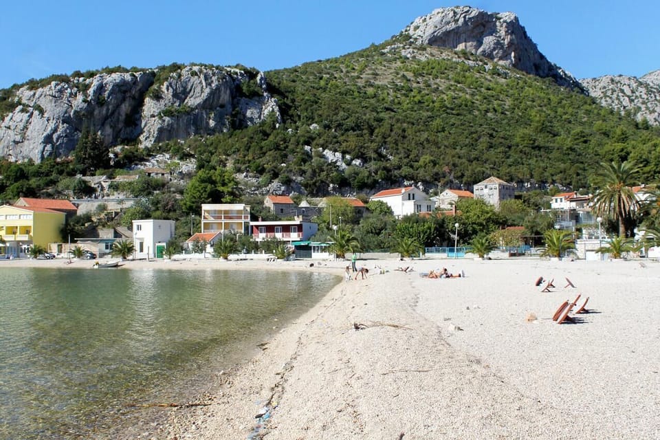 Nearby beaches