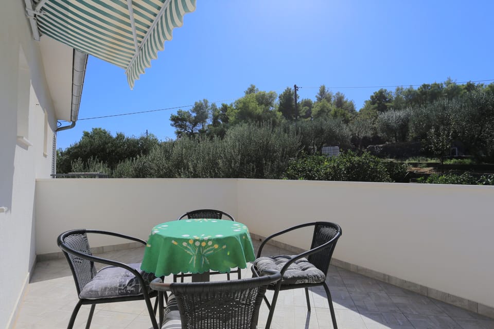 Terrace 2