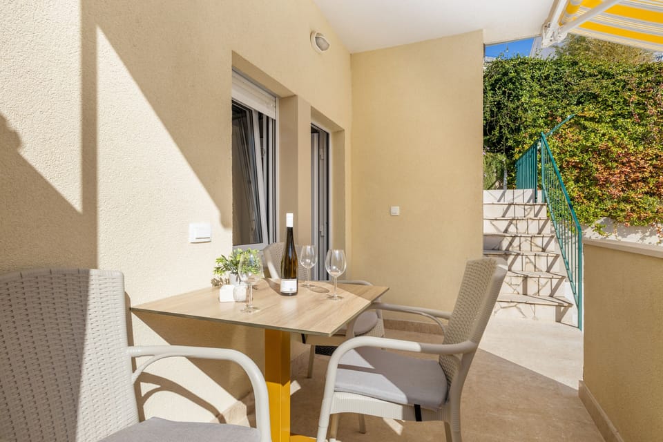 Terrace 1