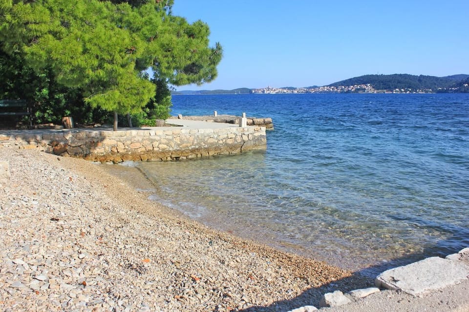 Nearby beaches