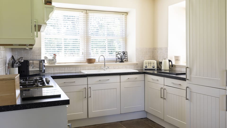 Old Mill Cottage - garden views from the kitchen