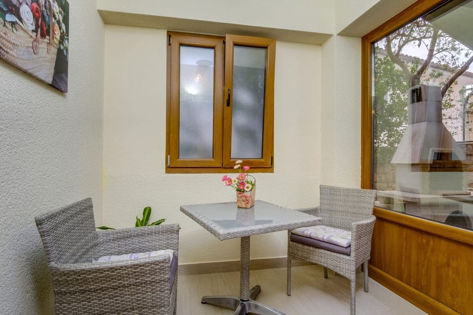 Terrace 2