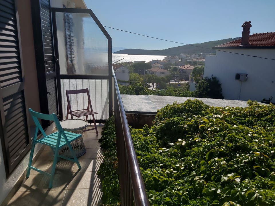 Balcony 1