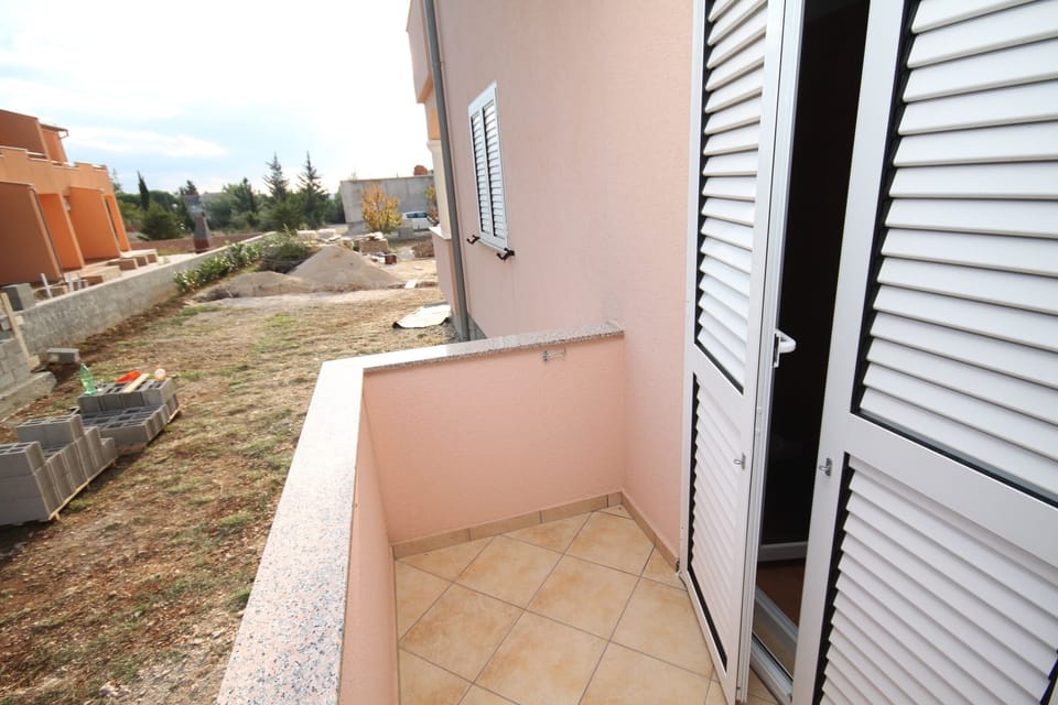 Balcony 2