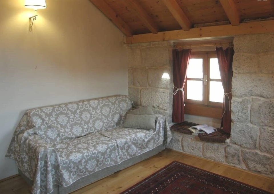 Living room 1