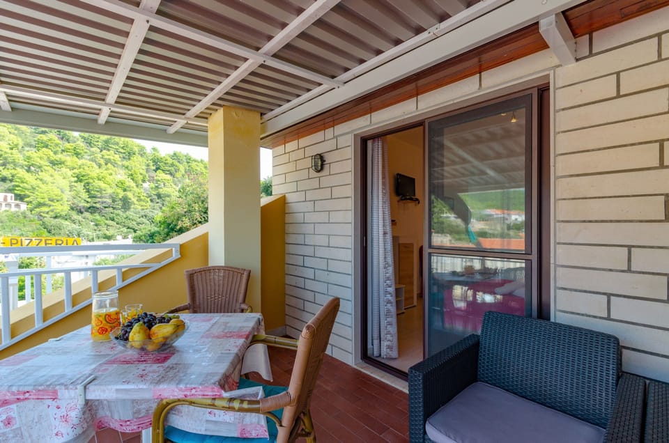Terrace 1