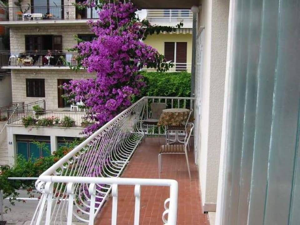 Balcony 2