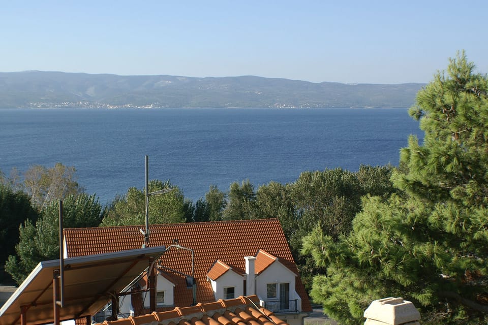 Balcony 2