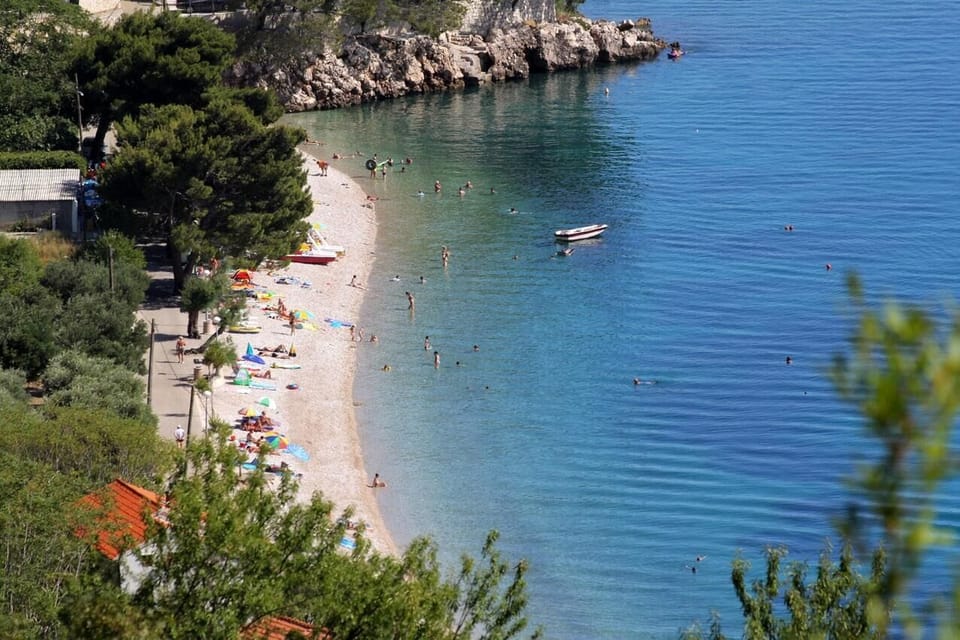 Nearby beaches