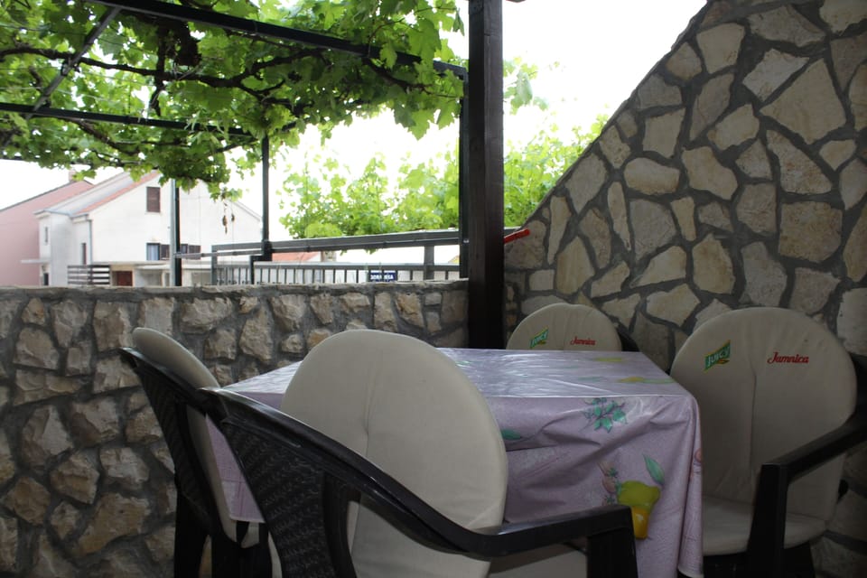 Terrace 1