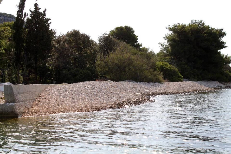 Nearby beaches