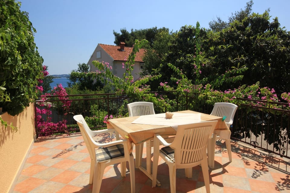 Terrace 1